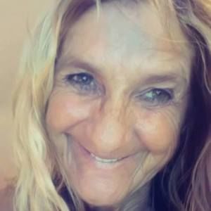 Meet your Posher, Latricia